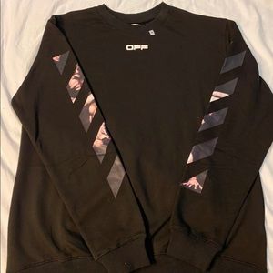 Off-White long sleeve